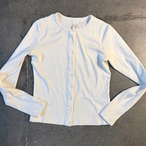 Simon’s long sleeve pointelle button down t-shirt size medium white